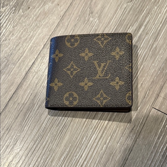Louis Vuitton Other - Louis Vuitton Black and Gold Monogram Wallet and Card Holder